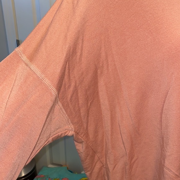 Women's Fifteen Twenty Soft comfy long sleeved hooded pullover , size M - Picture 4 of 11